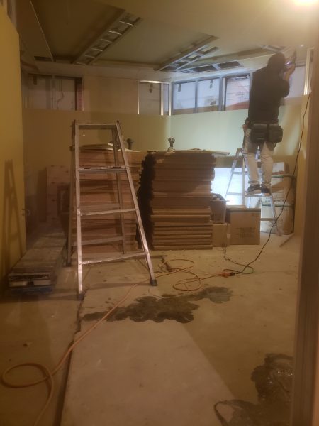 石膏ボードを張る