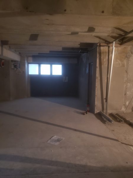 スケルトン物件